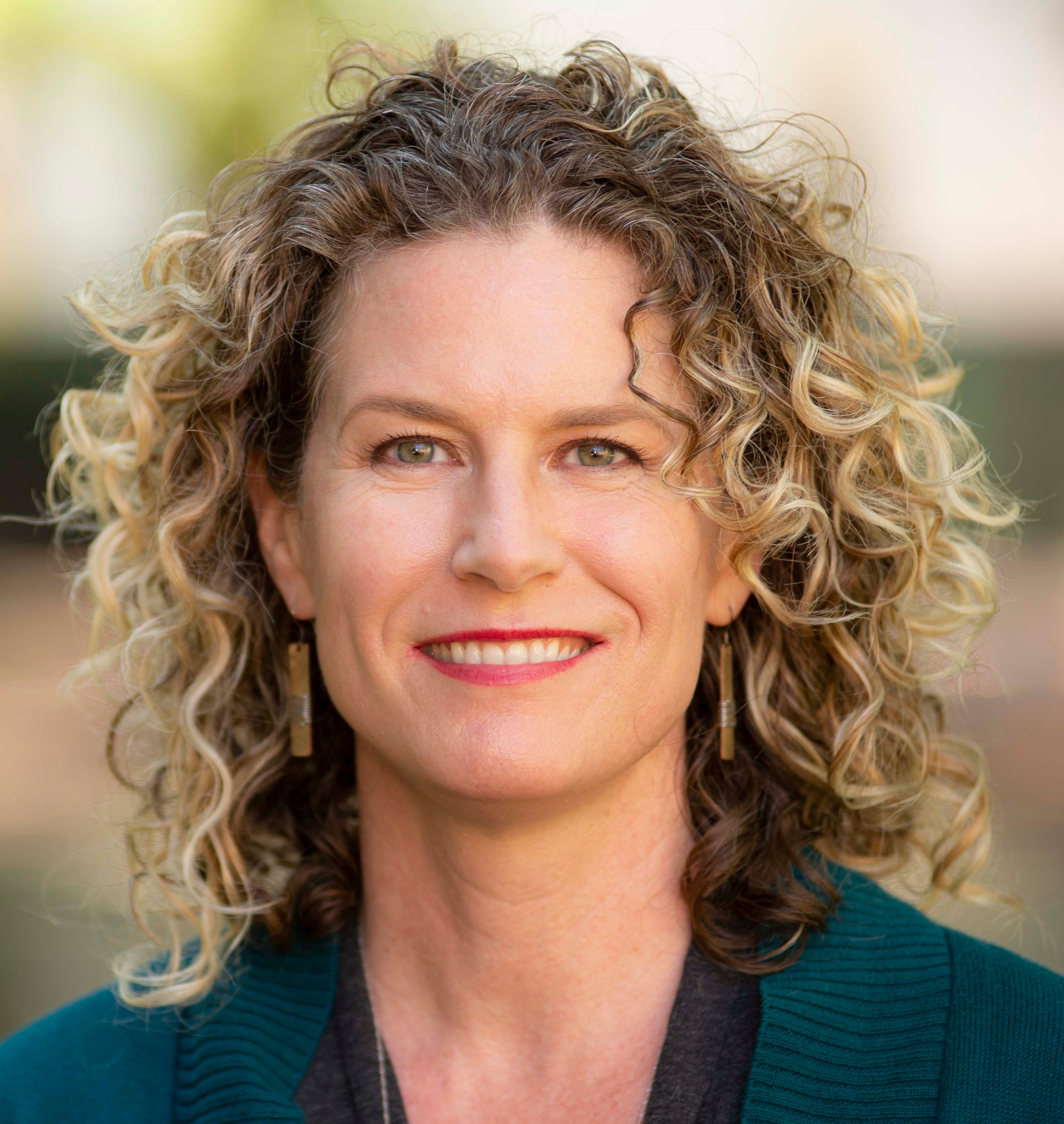 Photo of Jennifer Clark