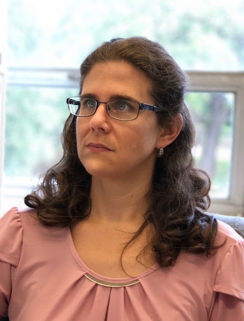 Photo of Elizabeth Scott